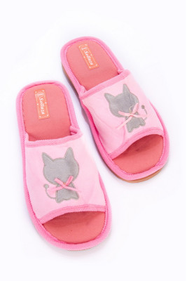 Жіночі капці